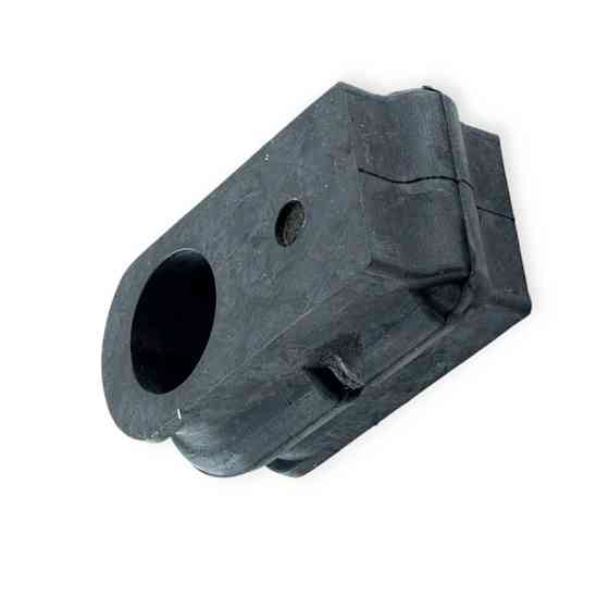 Втулка передня Нісан Micra, Murano 03-(d-26 мм) стабілізатора Мукачево