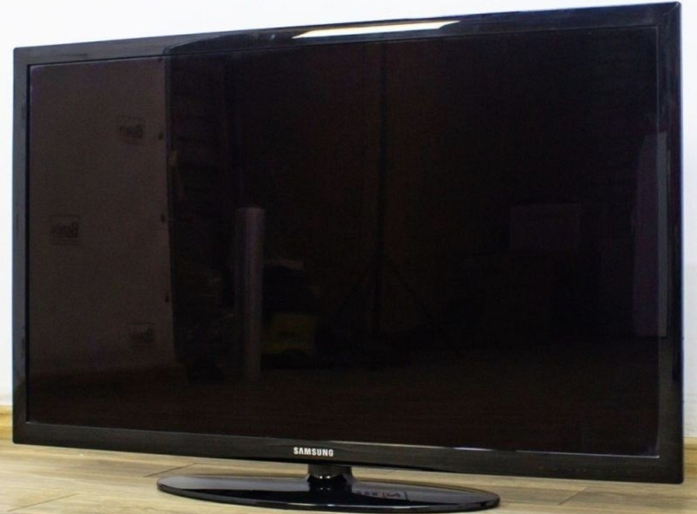 Телевизор Samsung UE40D5003BW 40 дюймів Киев - изображение 7