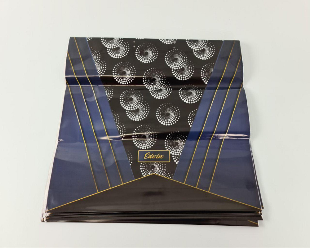 Полиэтиленовый пакет (40х40) с пластиковой ручкой