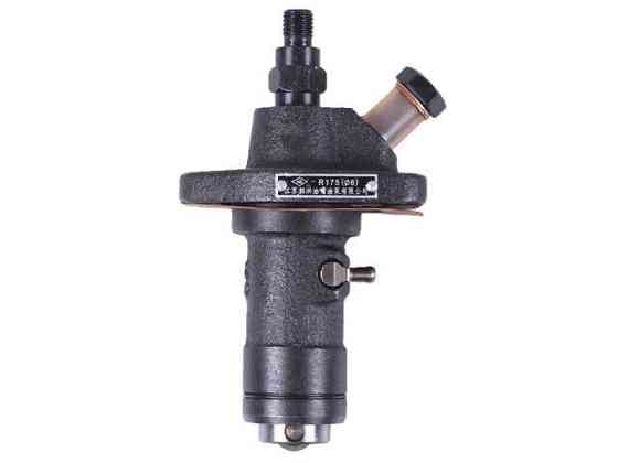 Паливний насос на дизельний двигун 180N Мукачево