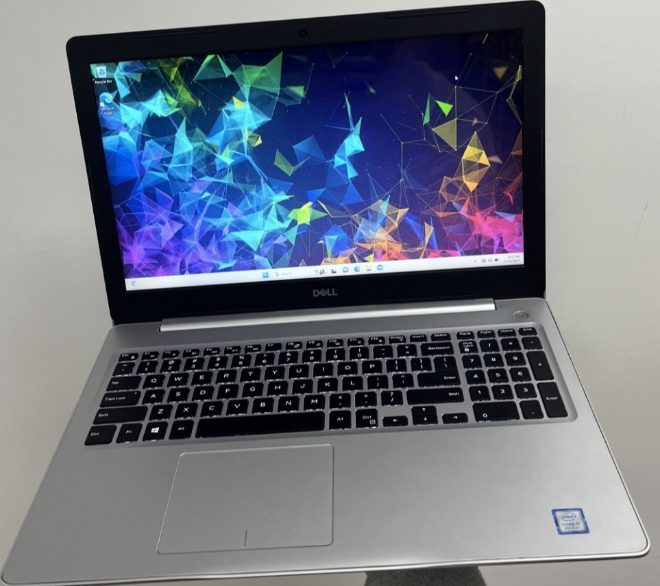 Ноутбук DELL Inspiron 5570 15.6, i7 8550U/SSD/DDR4/1080 x 1920 сенсорний. Київ - фото 4