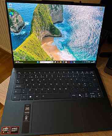 Lenovo Yoga Slim 7 14AKP10 14/AMD AI 7 350/32/AMD Radeon 860M/1000/Win Киев