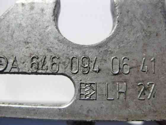 Mercedes-Benz  A6460940641 Передній кронштейн корпусу повітряного фільтра двигуна OM646 R4 2.2 cdi C-Class W203 W204 CLC C203 CLK C209 Одесса