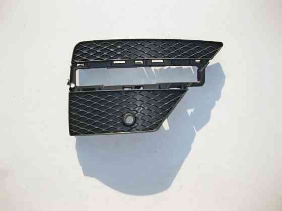 Mercedes-Benz  A1668852922 Нові праві грати в бампер під LED ML W166 Одеса