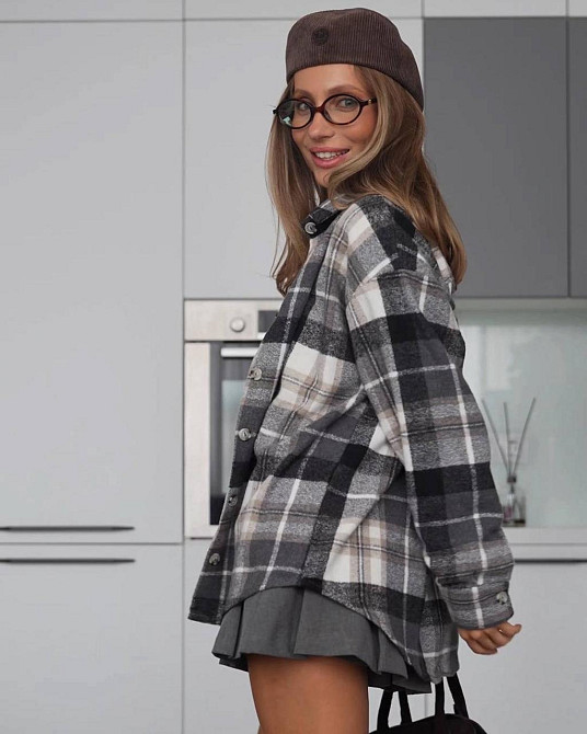 Женская стильная принтованная рубашка в клетку турецкий кашемир беж-серый Одесса - изображение 4