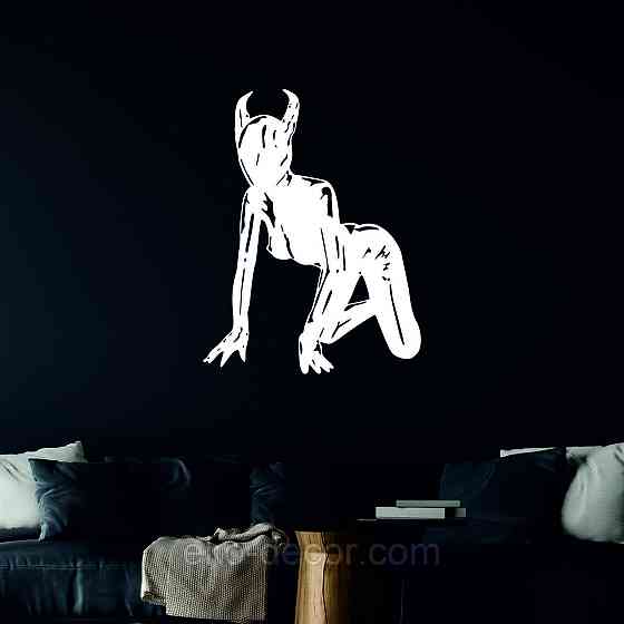 Декоративне настінне Панно «Дівчина», Декор на стіну Київ