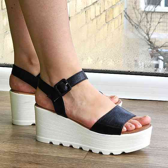 Жіночі Босоніжки на Танкетці Сандалії на платформі Чорні Літні (розміри: 36,37,38,39,40) — 200 Дніпро