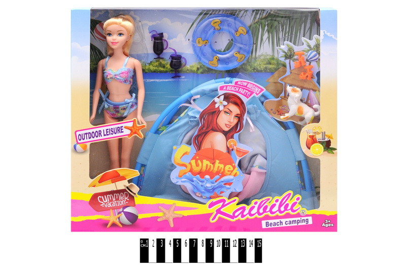 Лялька на відпочинку 