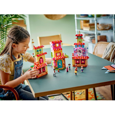 Конструктор LEGO Disney Волшебный дом Мадригал (43245-) Винница - изображение 6