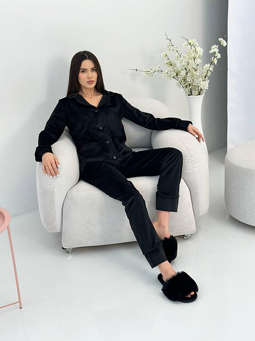 Костюм из плюшевого велюра на пуговицах с двумя карманами L Черный Харьков - изображение 3