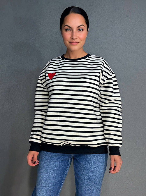 Світшот жіночий ENJOY 81966 утеплений у смужку з вишивкою серце чорний, чорний, M Київ - фото 9