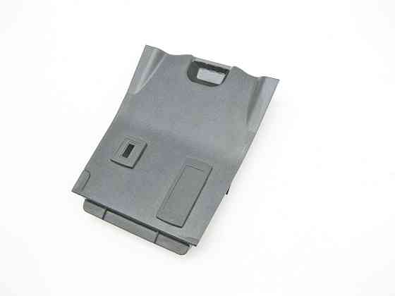 Mercedes-Benz  A2468230411 Накладка в підлокітнику з отвором під USB CLA C117 GLA X156 A-class W176 B-class W242 B-class W246 G-class W463 Одеса