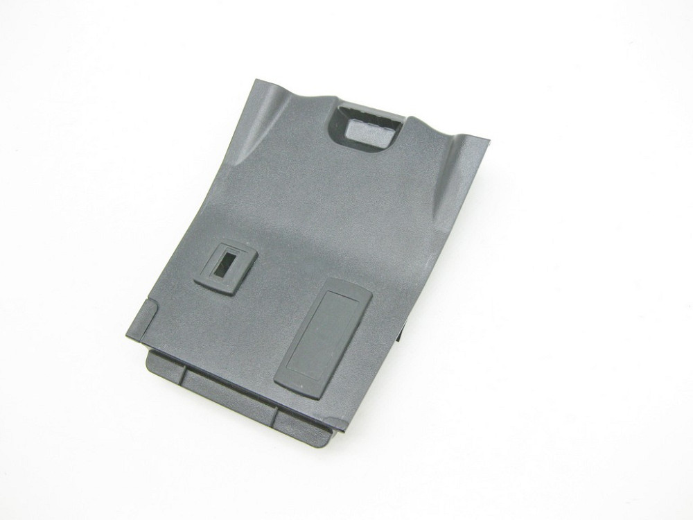 Mercedes-Benz  A2468230411 Накладка в підлокітнику з отвором під USB CLA C117 GLA X156 A-class W176 B-class W242 B-class W246 G-class W463 Одесса - изображение 5