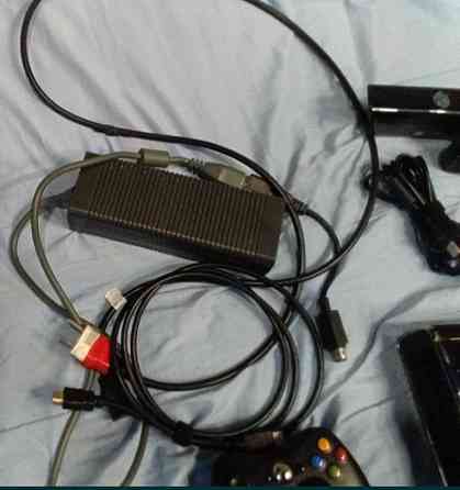 Приставка Xbox 360 + Kinect . Київ