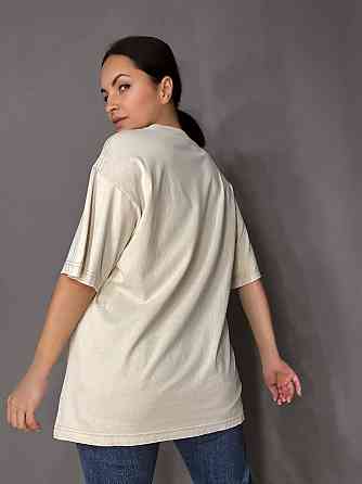Футболка жіноча A-N 48020 базова оверсайз подовжена вільний крій варена тай дай one size, бежевий, one size Київ