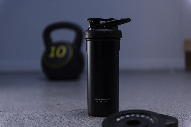 Шейкер спортивний SmartShake металевий Insulated Steel 750ml Black Каменское - изображение 7