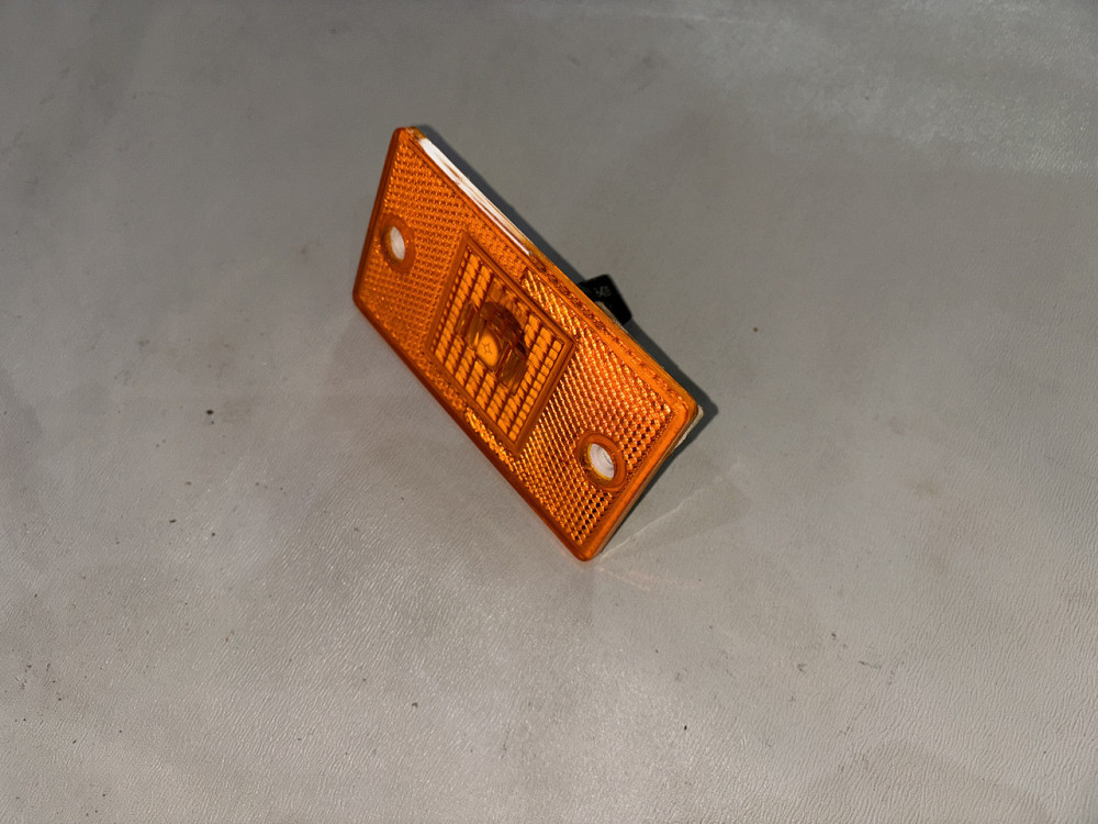 Ліхтар габаритний бічний вантажний авто, автобуси, причепи 4462.3731-02. Харків - фото 1