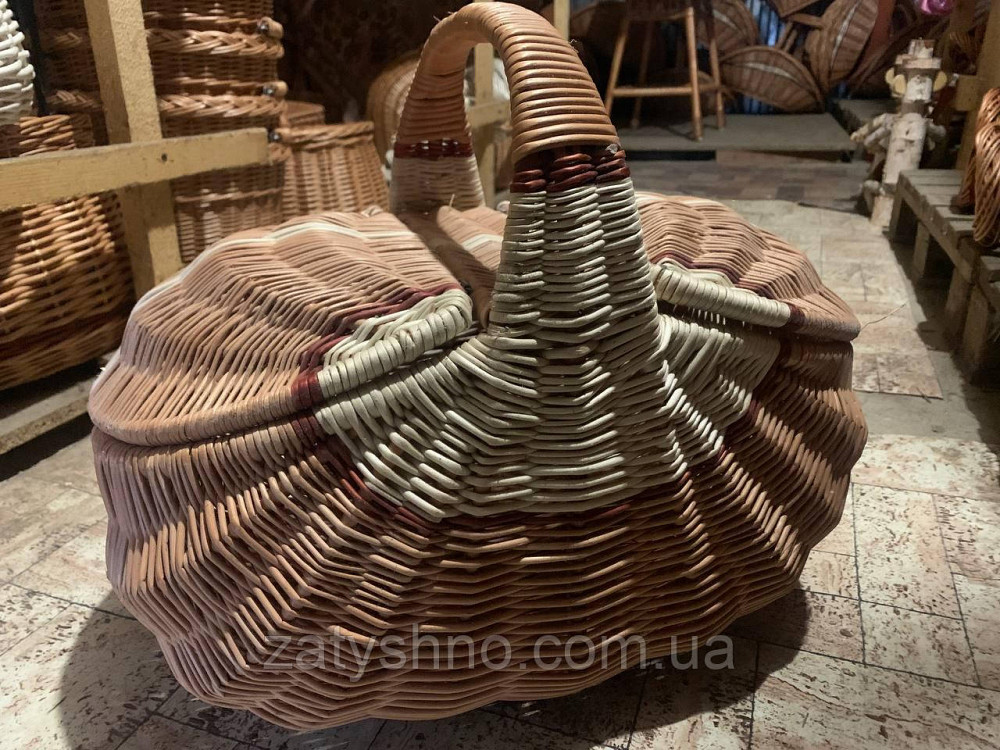 Кошик плетений з лози, з кришкою Київ - фото 1