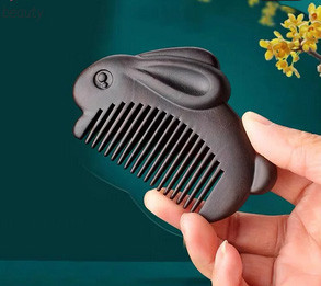 Гребінець маленький сандаловий для волосся Київ - фото 1