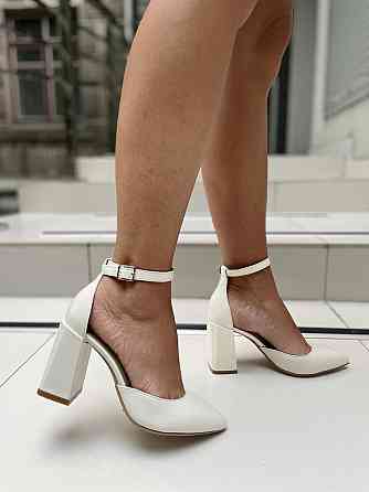 Nivelle Босоніжки жіночі NIVELLE 2190/82-66 білі (літо, шкіра натуральна) (5127) Коломия