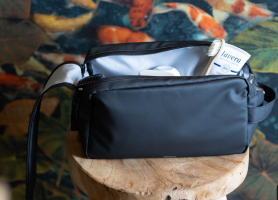 Сумка-косметичка Troika Black Washbag 2 поліестер (32 х 15 х 4.5 см) Чорний Київ