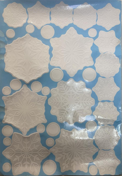 Наклейки снежинки белые новогодние белый размер стикера 24 на 34 см силикон Киев - изображение 1