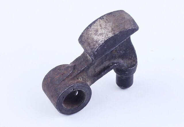 Коротно впускного клапана (2) DL190-12 Хинтай 120 Мукачево - фото 1