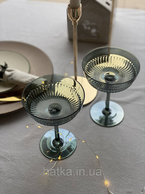 Набор бокалов 2 шт для мартини и шампанского 200 мл «Гринвиль» изумрудное стекло Киев - изображение 1