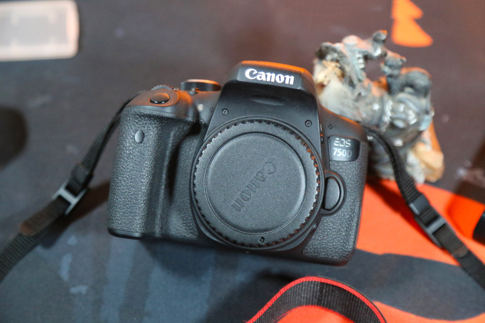 Дзеркальний фотоапарат Canon EOS 750D WiFi + Об'єктив 18-135 STM Дзеркалка.Комплект. Б\У Харків - фото 5