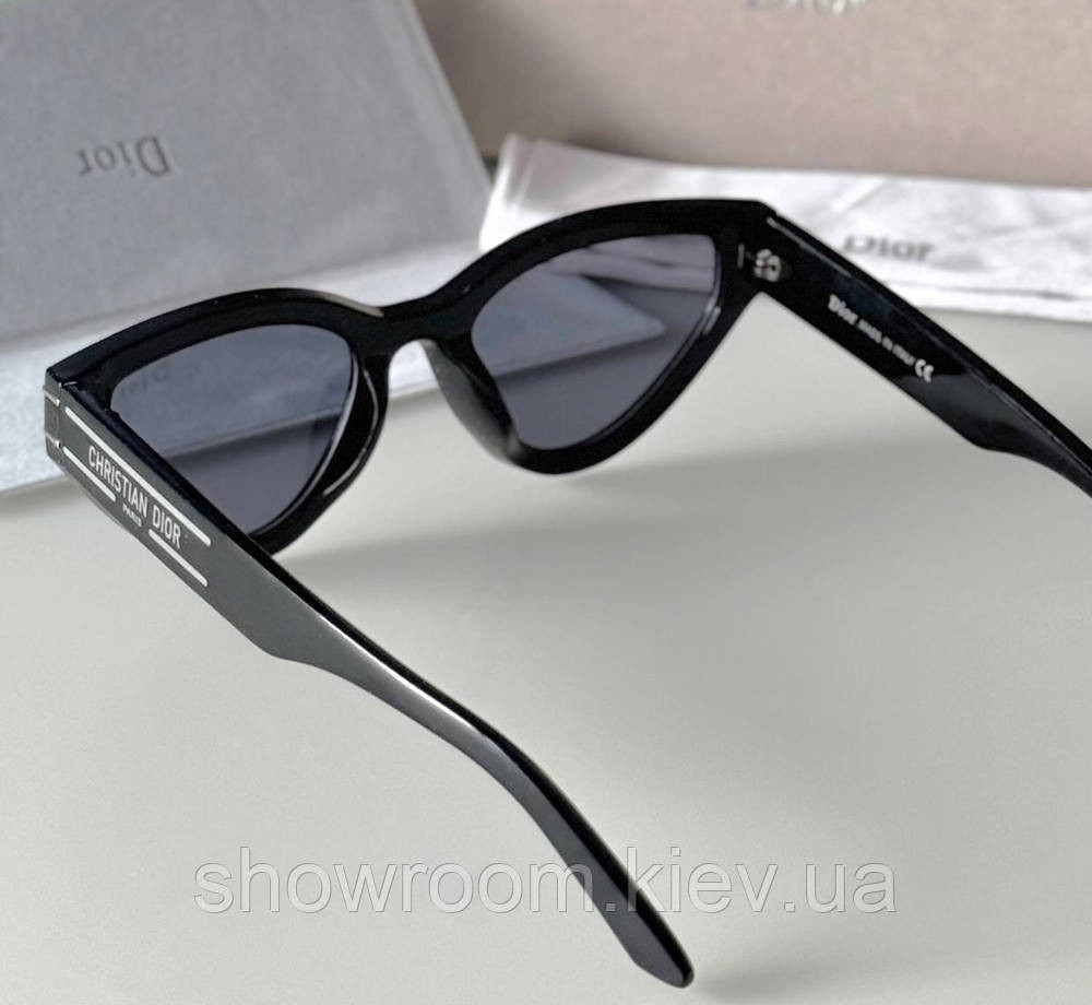 Женские солнцезащитные очки 