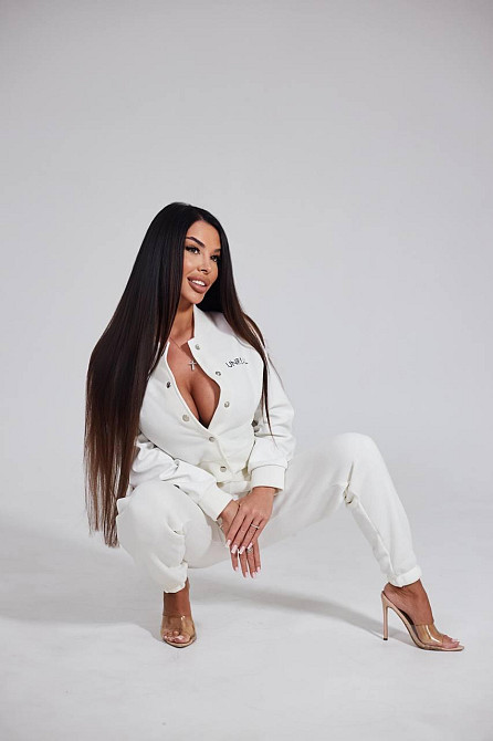 Жіночий костюм з вишивкою на спині Одеса - фото 5