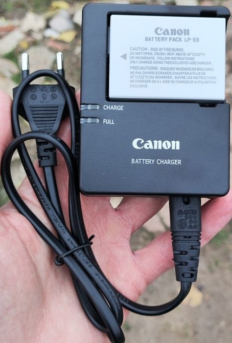 Фотоаппарат Canon 600D 5500 Киев - изображение 2