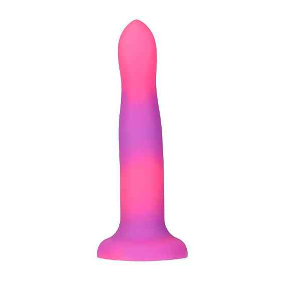 Светящийся в темноте фаллоимитатор ADDICTION Rave 8″ Glow in the Dark Dildo Pink Purple, 20,3 см Sex Aura Киев