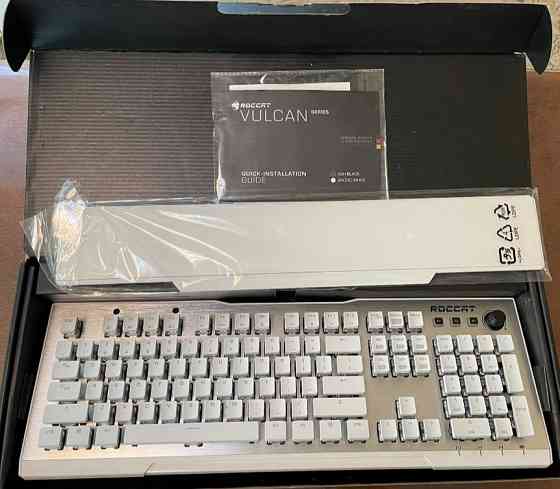 Механическая Клавиатура: ROCCAT Vulcan 122 Brown Tactile Switch. Киев