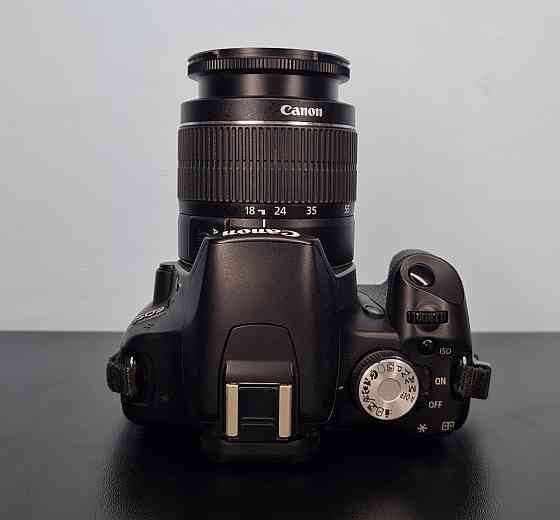 Дзеркальний фотоапарат Canon D500 + kit об'єктив 18-55 + сумка + 64GB Клевань