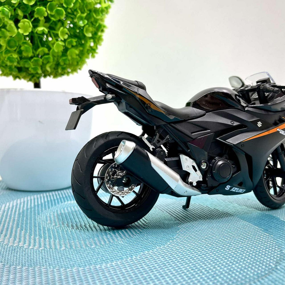 Мотоцикл металопластиковий звуки підсвічування гумові шини рухомі елементи 1:12 Чорний (BG 69-325) Чернігів - фото 2