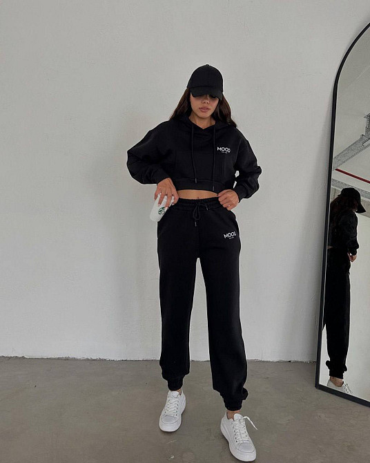 Костюм жіночий Quzen 493-497 укорочене худі з капюшоном MOOD брюки резинка фліс утеплений чорний, чорний, L Київ - фото 17