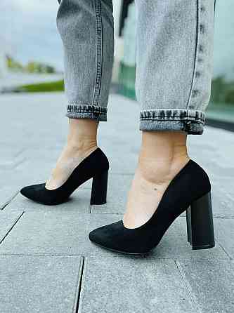 Q&Q Туфлі жіночі QQ чорні еко-замша каблук 9см 36р.-23.5см 39р.-25см (4745) Коломыя