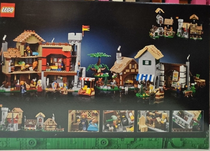 Конструктор LEGO ICONS 10332 Середньовічна міська площа (3304 Деталі) Харків - фото 4