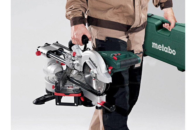 Пила торцювальна Metabo KGS 254 M 613254000 Коломия - фото 3