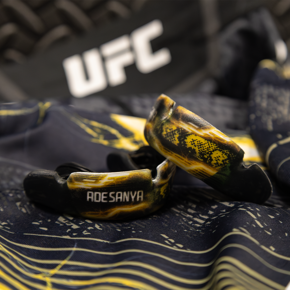 Капа OPRO UFC Fighter Collection Israel Adesanya доросла (вік 11+) Black (art.102529005) Каменское - изображение 7