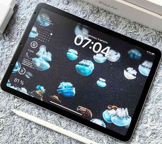 Планшет: iPad Air 4 (64Gb) Wi-Fi . Как Новый , комплект A2316. Киев