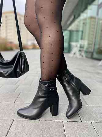 Nivelle Черевики жіночі NIVELLE чорні натуральна шкіра каблук 8 см 38р. (3617) Коломия