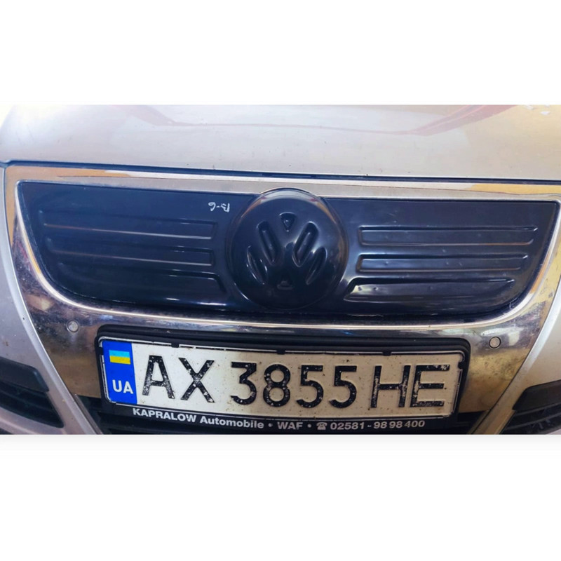 Заглушка решетки радиатора зима автомобилЬ Фольцваген Passat B6 (2005-2010) глянцевая AV-Tuning Мукачево - изображение 2
