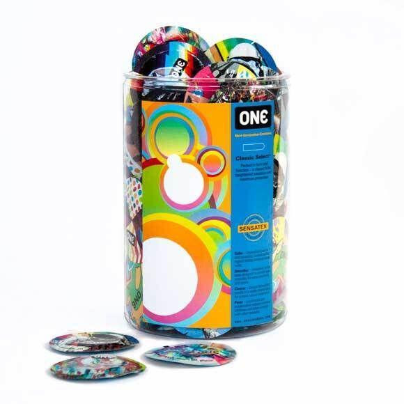 Набір презервативів ONE Classic Select Artist Collection, 100 шт, зі змазкою, паковання-тубус Sex Aura Київ - фото 1