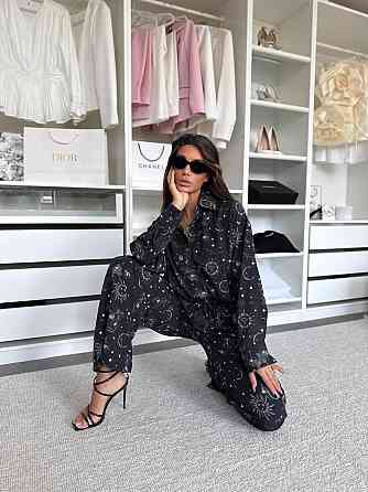 Жіночий трендовий костюм з банданою Awakening турецький софт принт Чорний, 42/44 Одеса