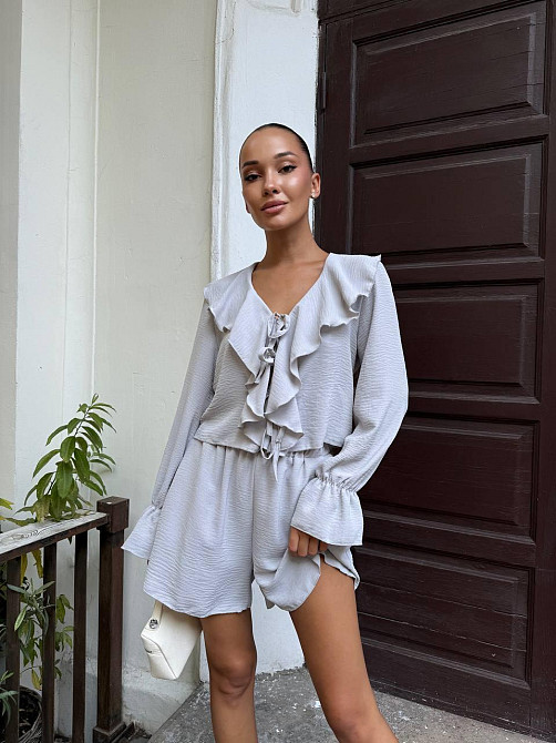 Жіночий трендовий літній костюм-двійка жатка Сірий, 46/48 Одеса - фото 3