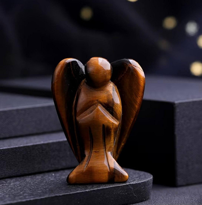 Ангел із натурального каменю тигрове око 4,2 см, фігурка янгола з каменю, талісман захисту та удачі Київ - фото 1