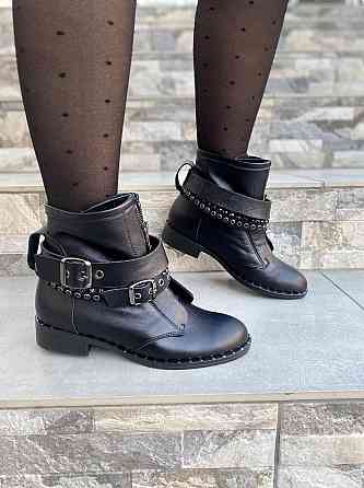 SOTHBY'S Черевики жіночі Sothby's чорні натуральна шкіра висота 13см (Б-5502/2) Коломия