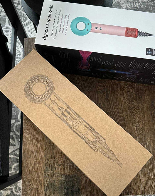 Фен Dyson Supersonic HD07 Ceramic Pop. Киев - изображение 2